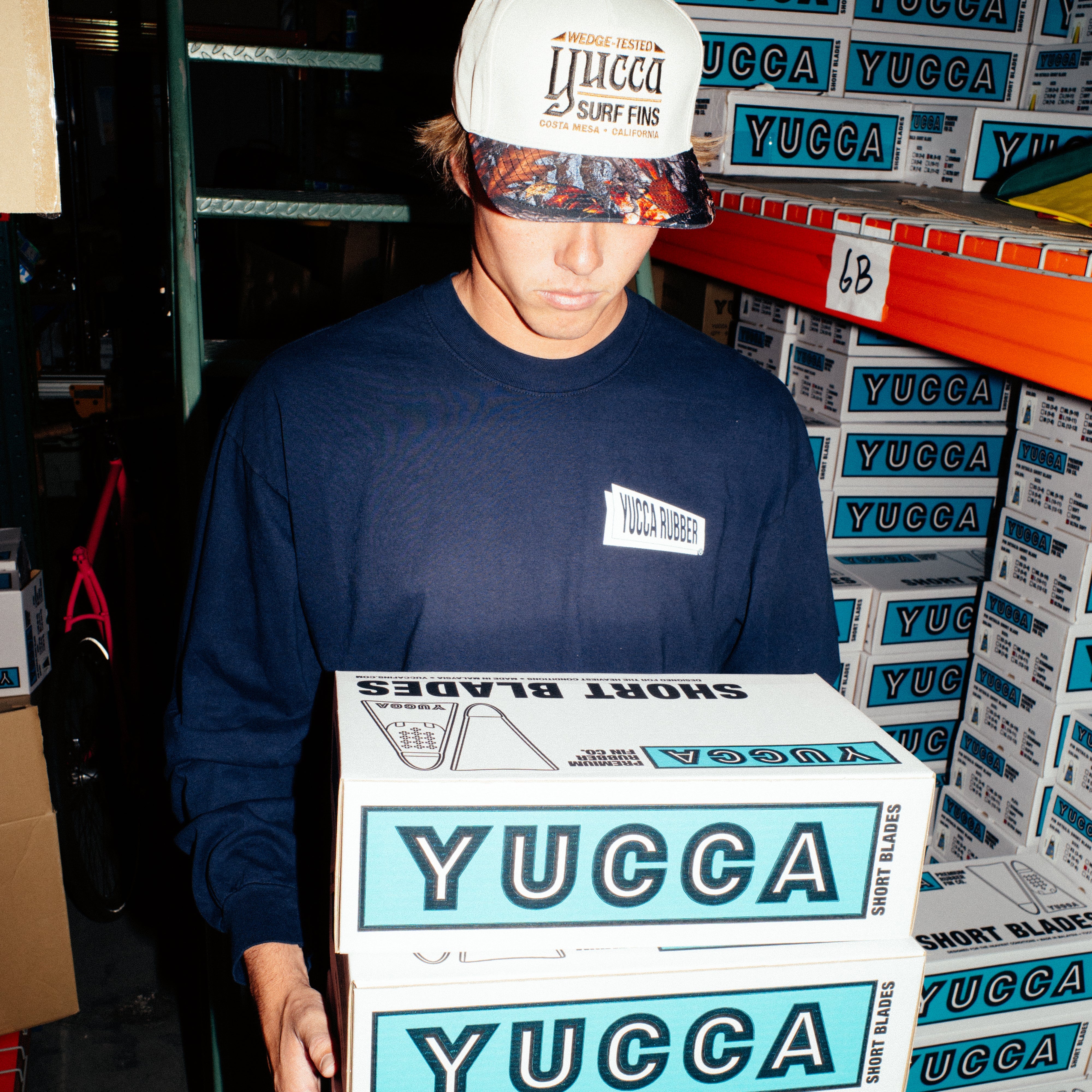 Yucca Rubber Men's Long Sleeve T-Shirt - Yucca Fins