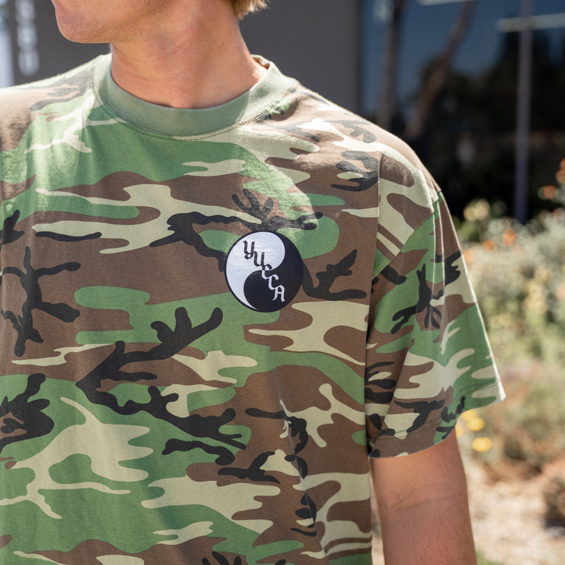 Yucca Yin Yang Woodland Camo Men's T-Shirt - Yucca Fins