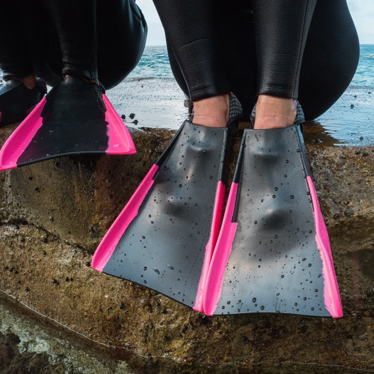 Yucca Squinty Short Blade Fins - Super Flex – Yucca Fins