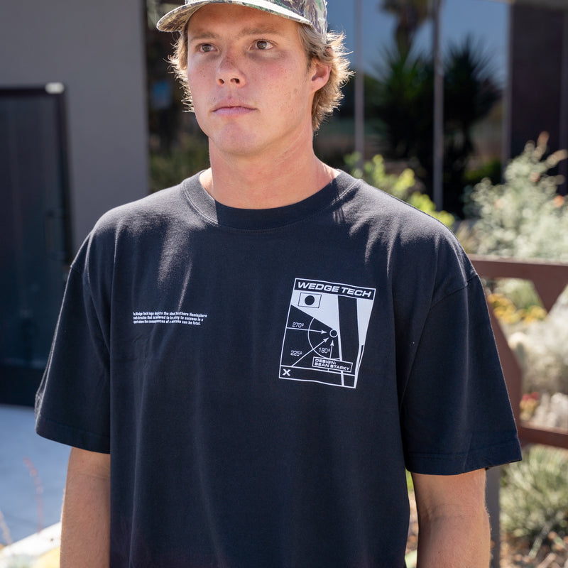 Yucca Wedge Tech Men's T-Shirt - Yucca Fins